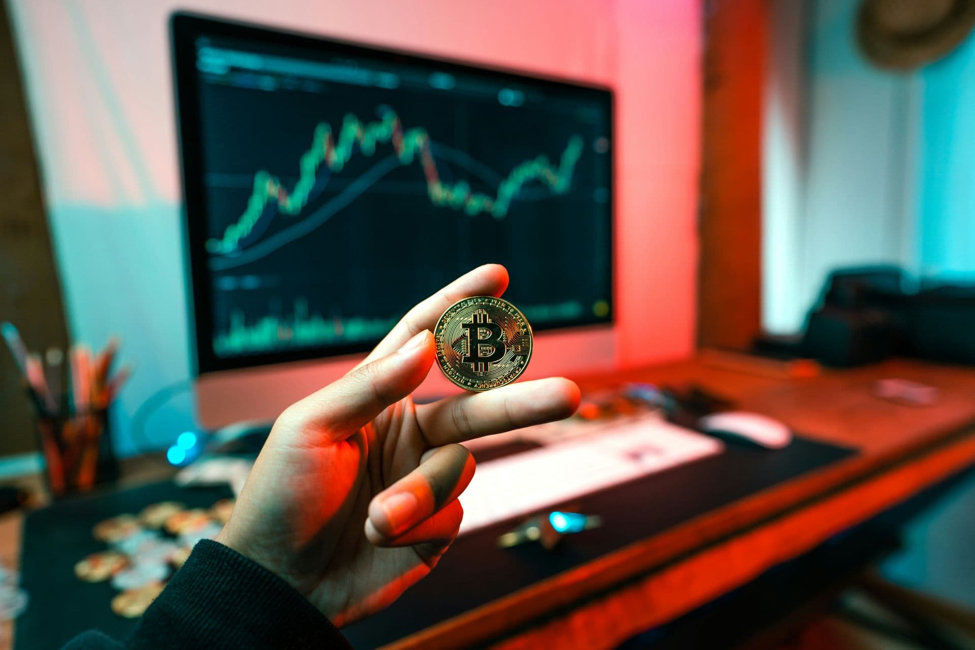 The Collapse of Digital Currencies: What Happens to Metaverse Economies if Crypto Fails?