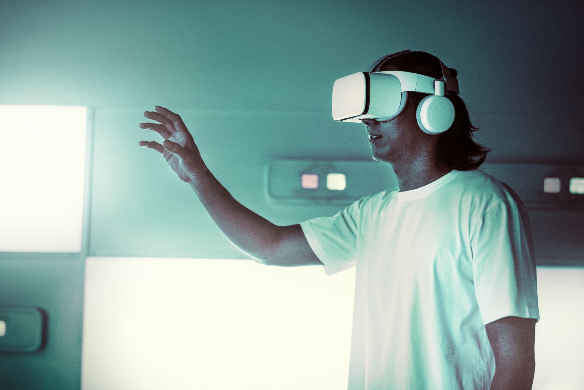 Interoperability in the Metaverse: Standards Shaping VR’s Future gallery image 1